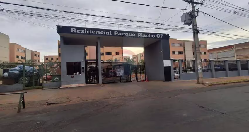 Apartamento á venda no condômino 07 riacho fundo ii
