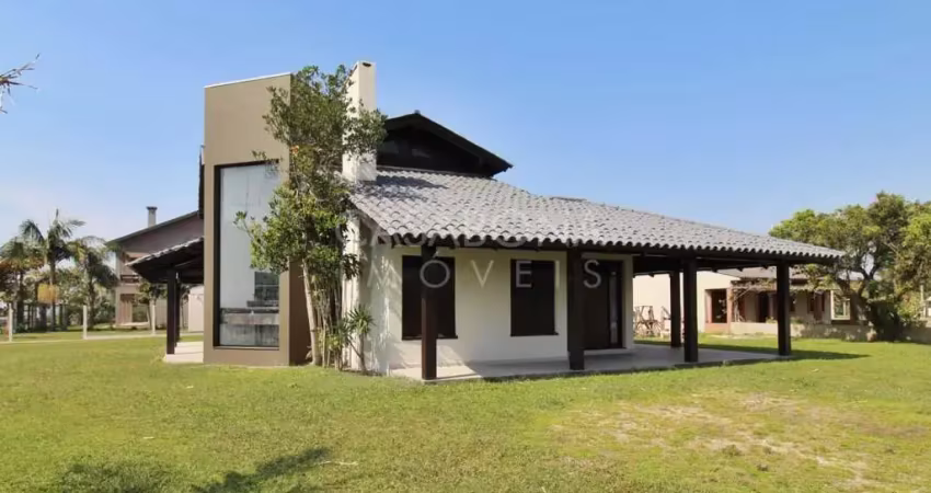Casa com 3 quartos à venda na Avenida Interpraias Norte, 8254, Balneário  Atlântico, Arroio do Sal
