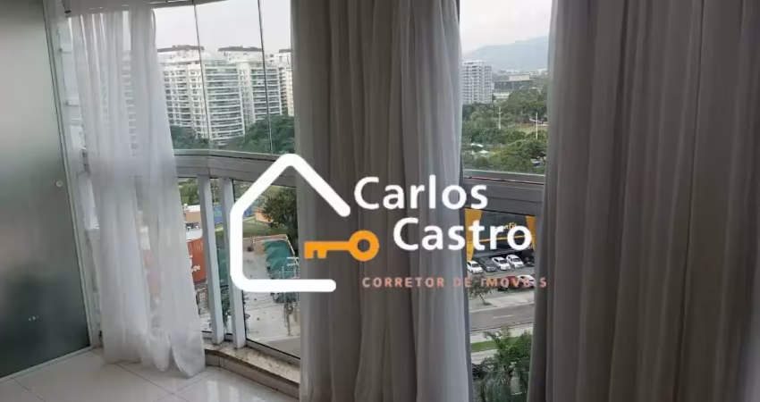Finamente decorado apto 2 qts, suíte, varanda c/ vista indevassável para a lagoa. Aproveite!!!
