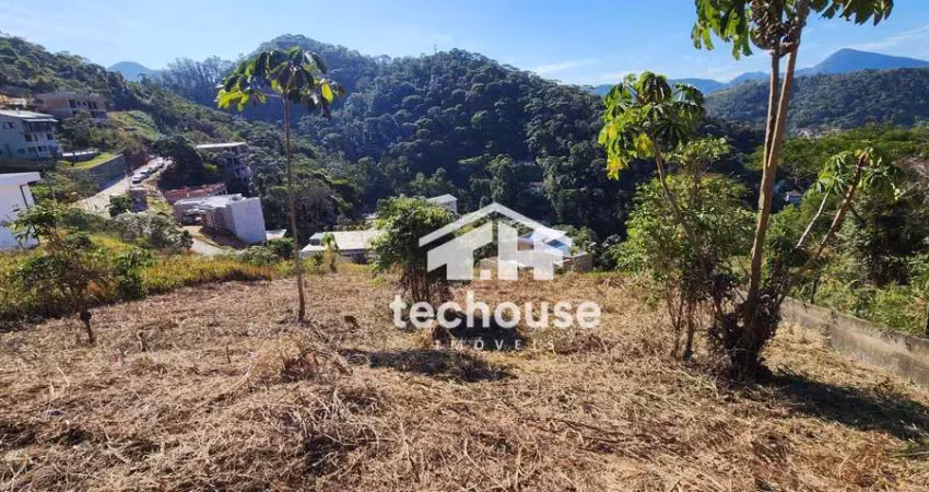 Terreno em Teresópolis, Aclive Suave, Valor de Oportunidade, com Lazer e Segurança.