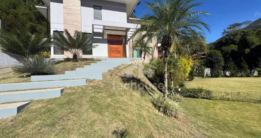 Casa com 5 suites, 430m² - venda por R$ 5.500.000 ou aluguel por R$ 19.040/mês - Quebra Frascos - Teresópolis/RJ