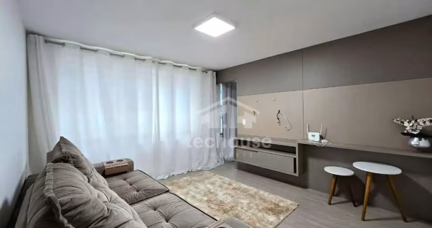 Apartamento em Prédio Novo, no Centro de Teresópolis, repleto de planejados , 1 quarto e Lazer Completo.