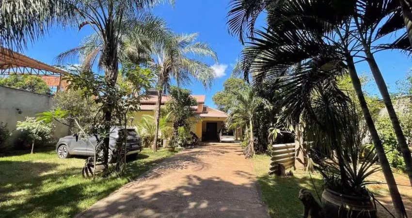 Casa 3/4 com 1 suíte -  240 m² - 212 norte (asr ne 25) - próxima ao palacinho - museu histórico do to - palmas/to