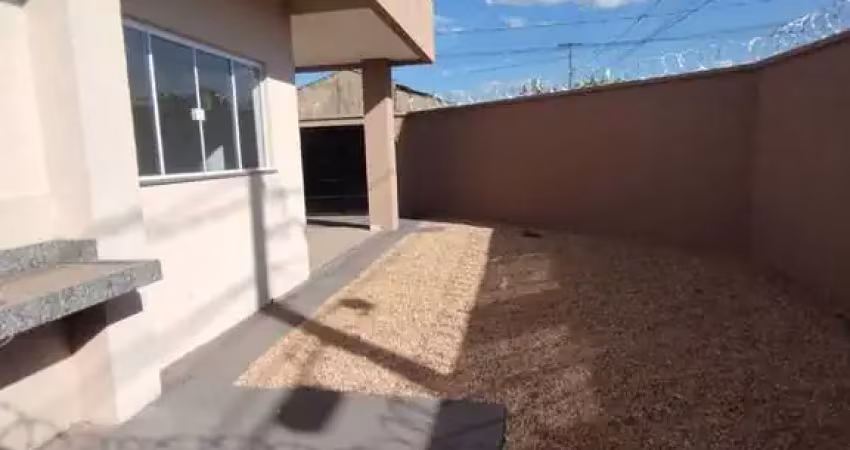 Casa 2/4 com 1 suíte - 75 m² - bertaville - próximo ao  quartetto supermercados - palmas/to