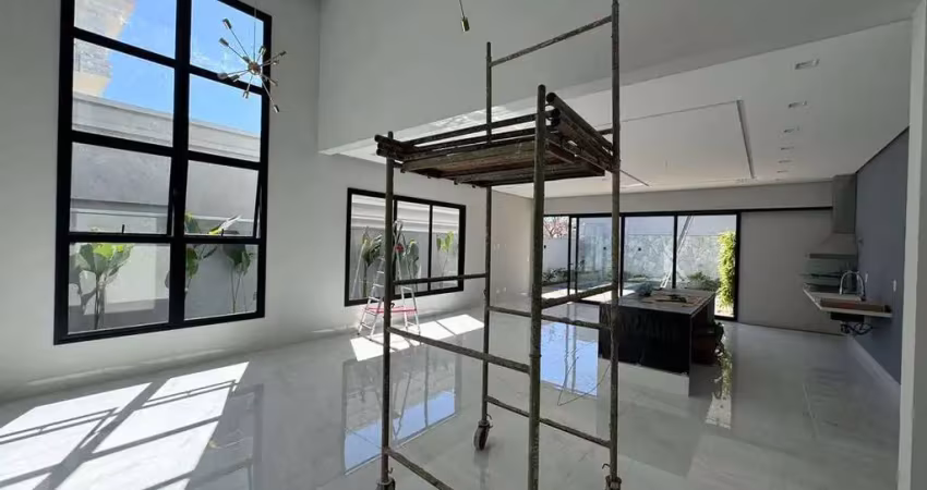 Casa alto padrão com 3 suítes - 214 m² no condomínio mirante do lago - próxima ao atacadista açaí - palmas/to