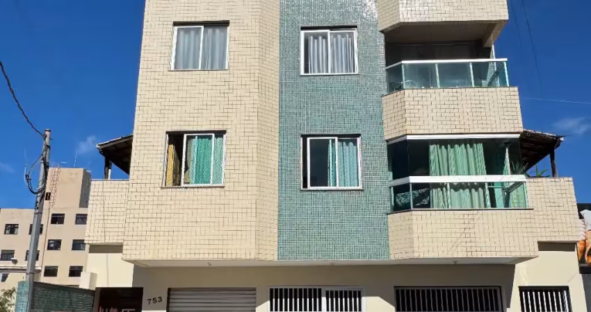 Apartamento com ambientes amplos bem arejados com uma iluminação natural que vale a pena conferir.
