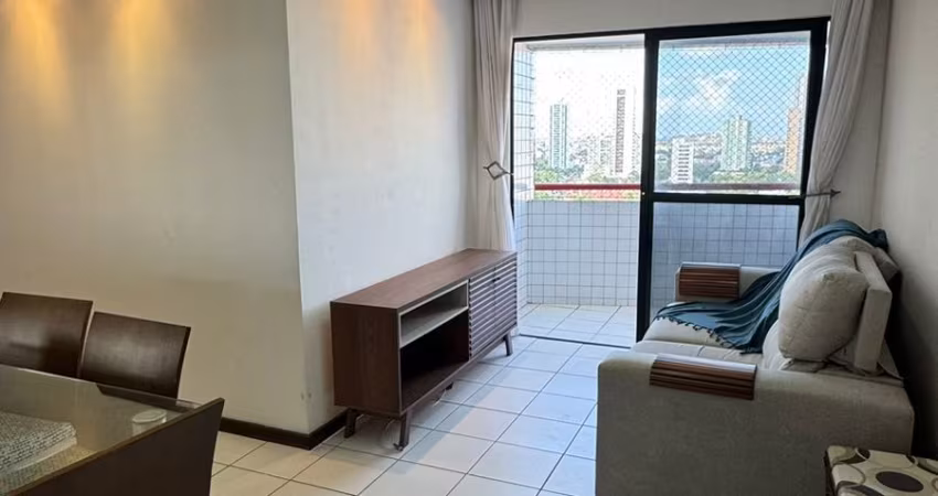 Apartamento para venda possui 80 metros quadrados com 3 quartos em Boa Vista - Recife - PE
