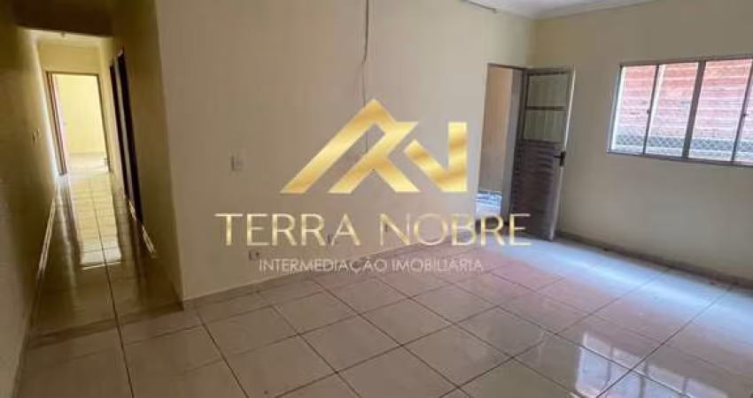Casa com 02 dormitórios sendo 1 suite  com vaga em Carapicuiba-SP