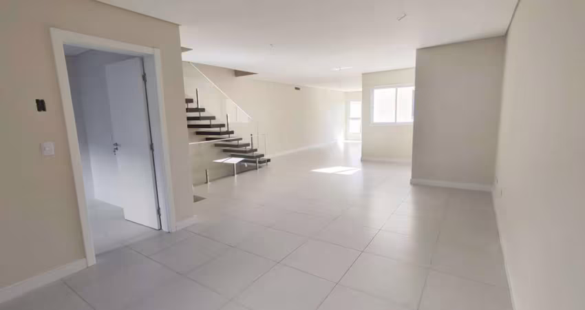 Casa em condomínio fechado com 3 quartos à venda na Rua José Benedito Cottolengo, 680, Campo Comprido, Curitiba