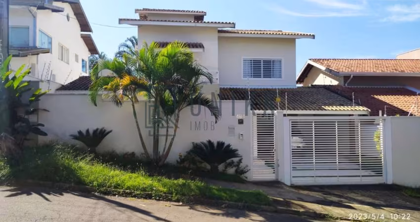 Imperdível oportunidade: Casa à venda em Campinas-SP, Parque das Universidades com 3 quartos, 3 suítes, 3 salas, 4 vagas de garagem, 320m².