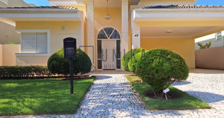 Casa de luxo em condomínio no Alphaville Dom Pedro, Campinas-SP: 4 quartos, 4 suítes, 3 salas, 7 banheiros, 4 vagas de garagem, 420m².