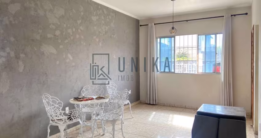 Imperdível! Casa à venda em Campinas-SP, Parque Jambeiro: 3 quartos, 1 suíte, 5 vagas de garagem, 180m². Confira já!