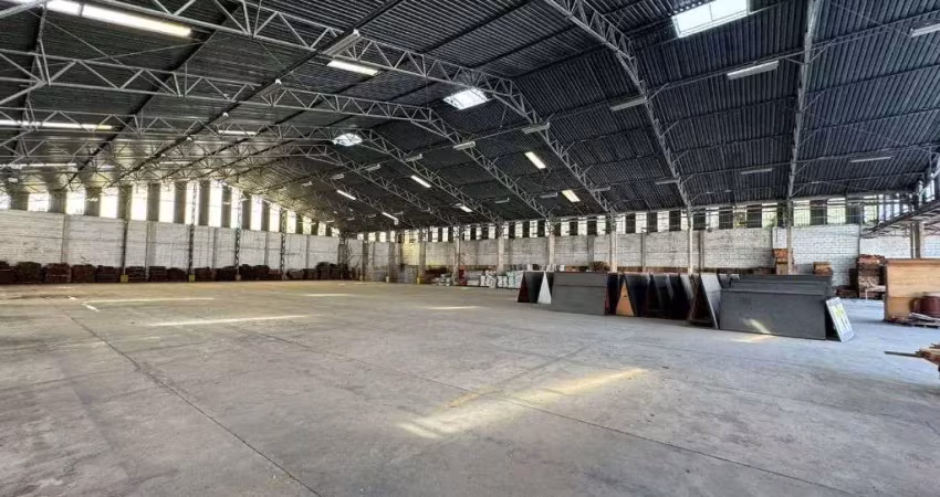Excelente galpão comercial/industrial à venda ou alugar, bangu- santo andré/sp