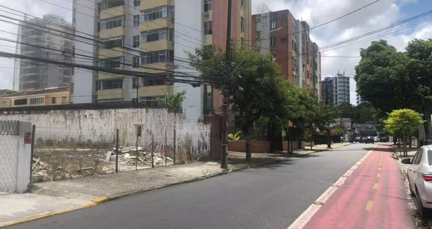 Terreno com 462 m² à 100 metros da av. gov. agamenon magalhães no espinheiro, recife - pe