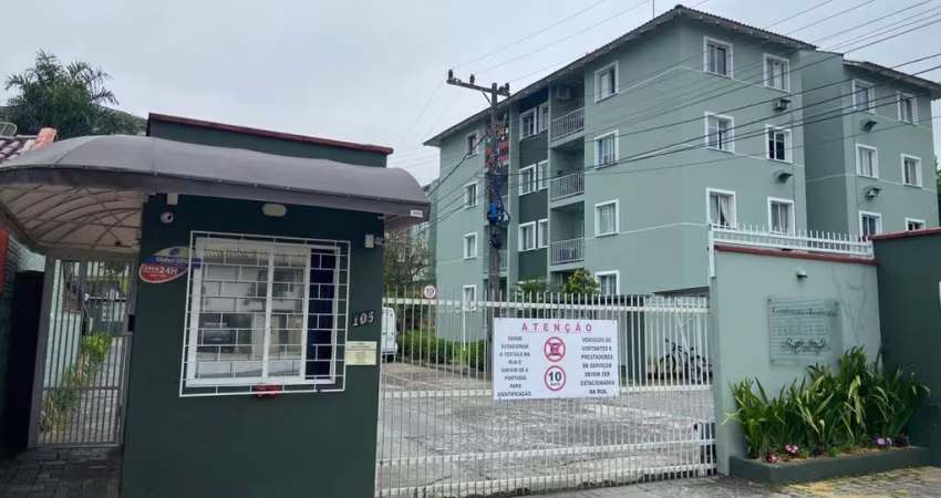 Apartamento para Venda em Joinville, Saguaçú, 3 dormitórios, 1 banheiro, 1 vaga