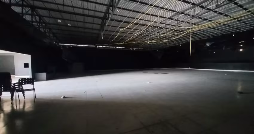 Galpão disponível para venda no bairro de petropólis 1.500m²