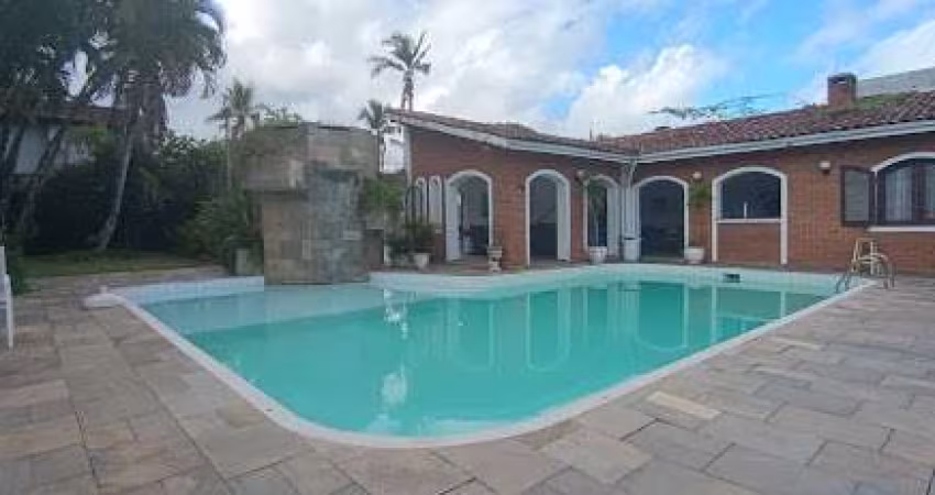 Casa com 6 dormitórios à venda, 550 m² por R$ 1.700.000,00 - Enseada - Guarujá/SP