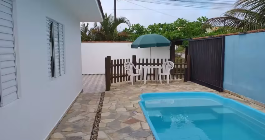 Casa com 3 quartos para alugar na Avenida Vinte e Nove de Abril, 1321, Brejatuba, Guaratuba