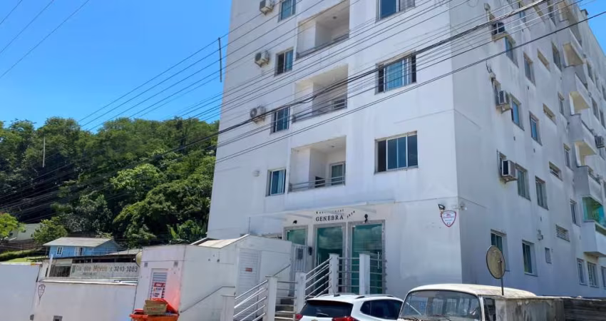 Sala em Fundos  -  Biguaçu