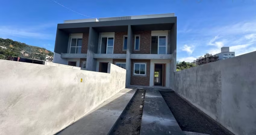 Sobrado no Bairro Areias  -  São José