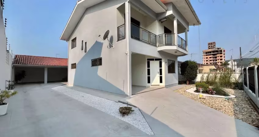 Casa com 4 quartos à venda em Rio Caveiras, Biguaçu 