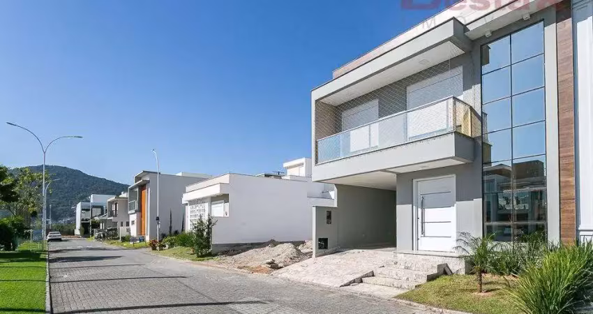 Casa no Bairro Deltaville  -  Biguaçu