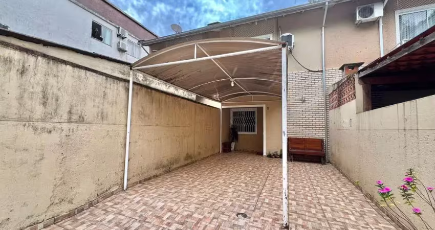 Casa com 2 quartos à venda no Forquilhas, São José 