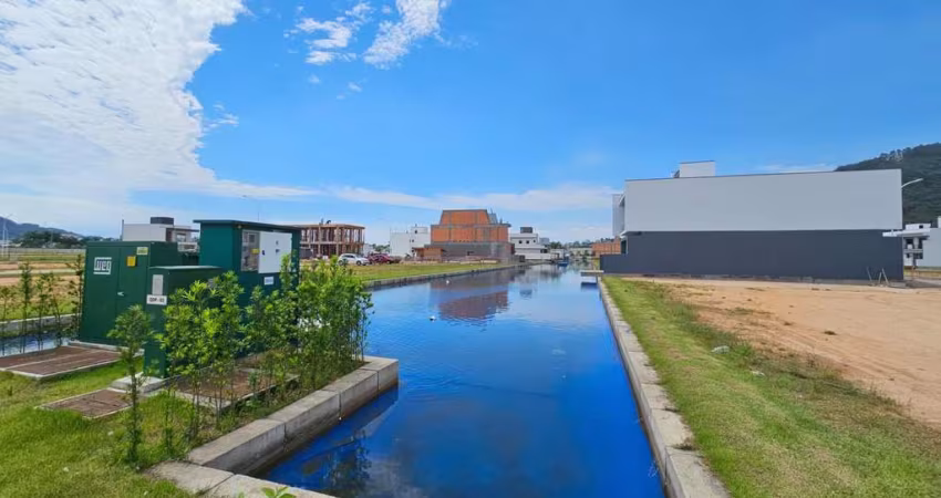 Terreno em Bairro Deltaville - Biguaçu, SC