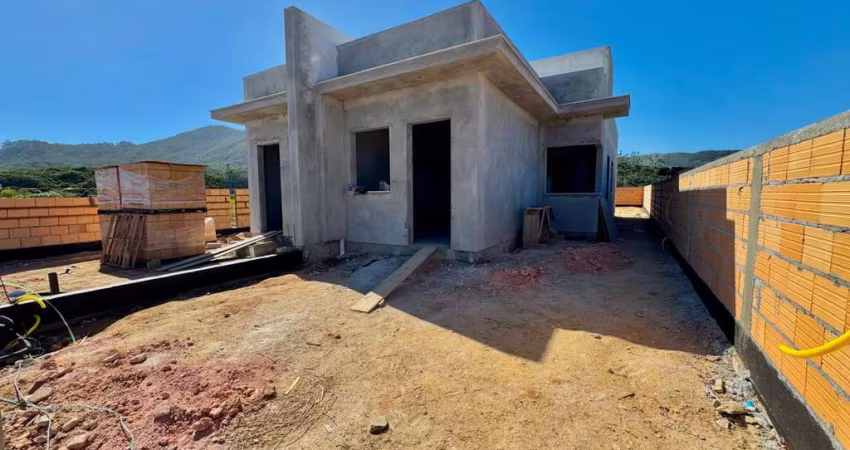Casa Geminada no bairro Saudade  -  Biguaçu