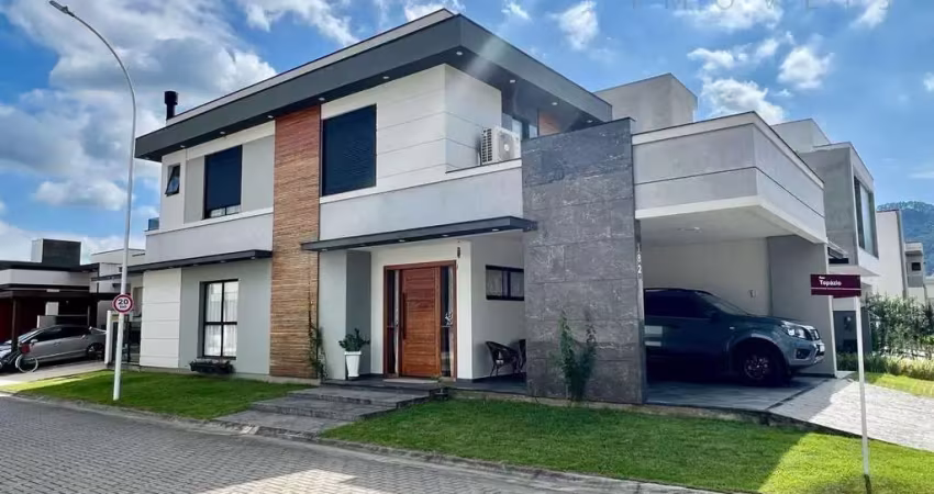 Casa no Deltaville  -  Biguaçu