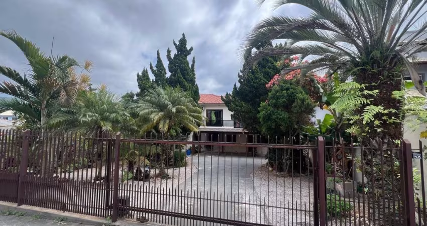 Casa em Serraria  -  São José