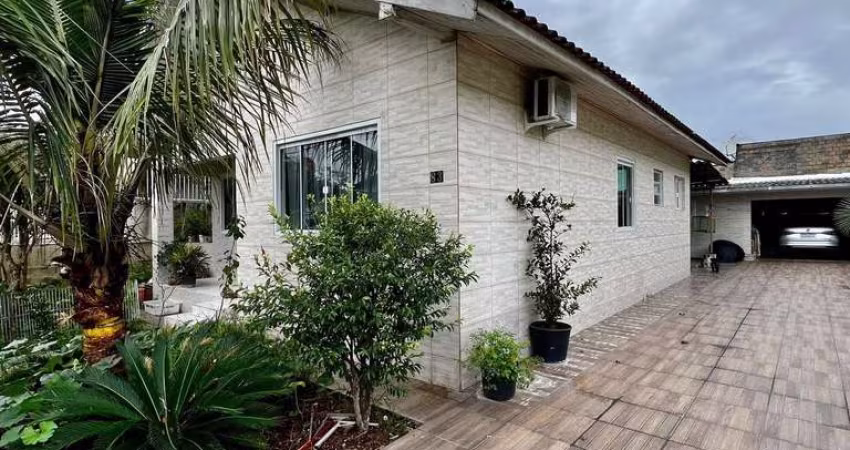 Casa no bairro Universitarios  -  Biguaçu