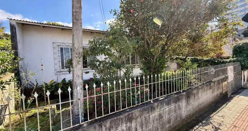 Casa com 4 quartos à venda no Barreiros, São José 