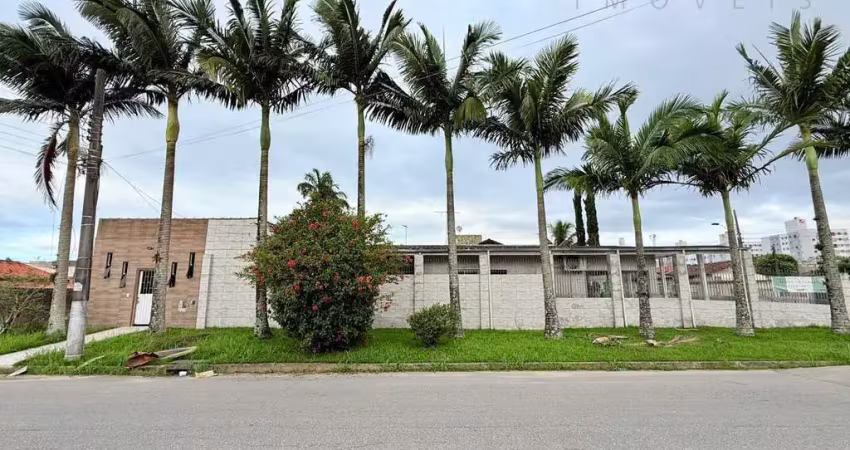 Casa com 5 quartos à venda em Rio Caveiras, Biguaçu 