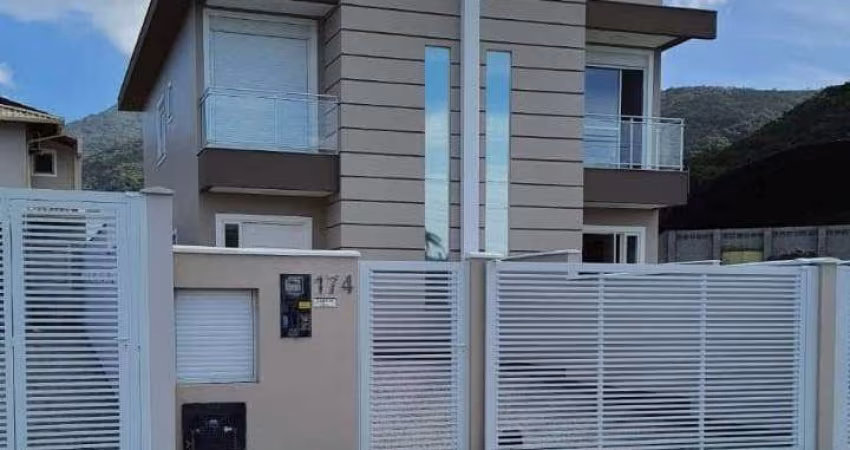 Casa em Palmas - Governador Celso Ramos: 104m², 3 dormitórios, 1 suíte, 3 banheiros por R$1.010.000
