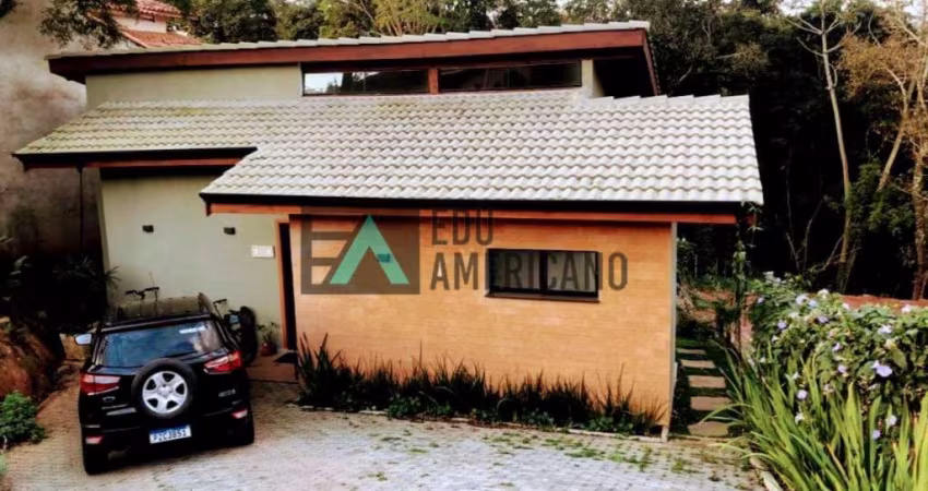 CASA 3 DORMITÓRIOS EM CONDOMÍIO FECHADO Prox. jardim dos pinheiros