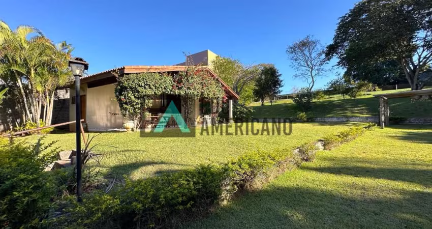 Casa em condomínio em Itatiba