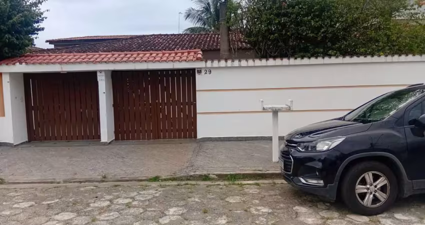 Casa para venda em itanhaém, jd. iberá, 5 dormitórios, 4 suítes, 5 banheiros
