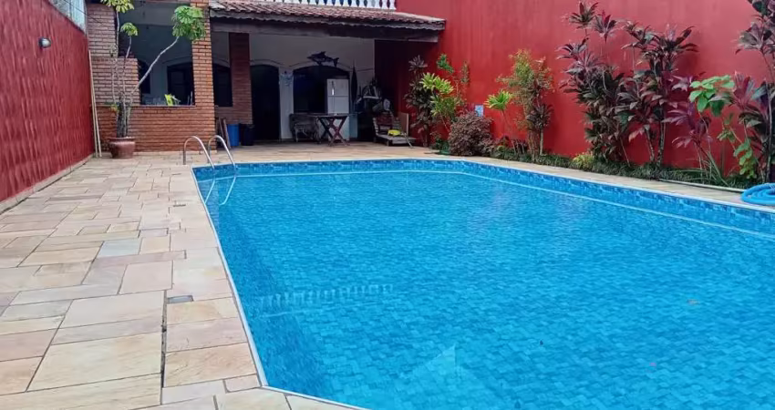 Casa para venda, suarão, 3 dormitórios, 2 suítes, 3 banheiros