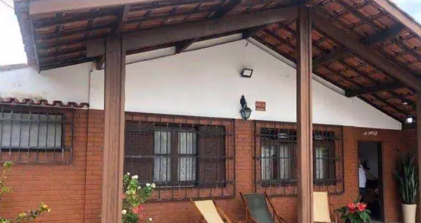 Casa para venda em itanhaém, suarão, 3 dormitórios, 2 suítes, 3 banheiros