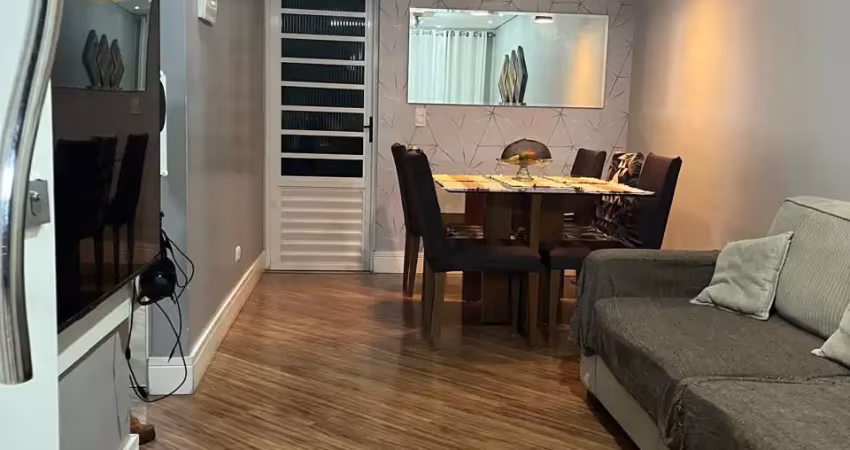 Casa térrea em condomínio fechado na região central de cotia  por r$350.000