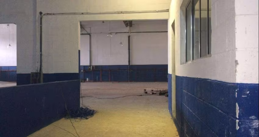 galpão de 5.100² no Condomínio Industrial Igarapé. É um galpão que pode ser dividido e transformado em módulos de 580m², 900m², 1.250m², 2.400m² ou 3.