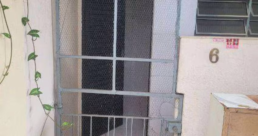 Casa na Vila Bonilha com 1 dormitório, cozinha, banheiro, lavanderia