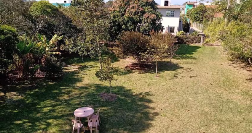 Terreno grande próximo ao Costão do Santinho.