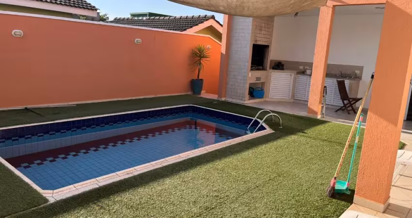Casa 100% mobiliada para locação e venda condomínio tarumã santana de parnaíba
