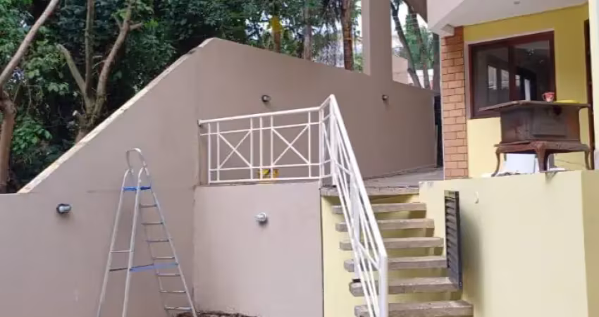 Casa sobrado locação no condomínio tarumã santana de parnaíba