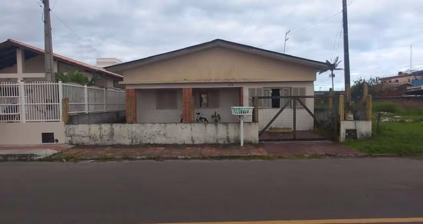 Casa à venda no bairro Centro - Balneário Gaivota/SC