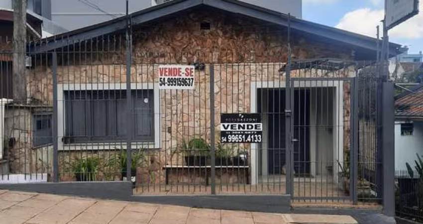 Casa à venda no bairro Rio Branco - Caxias do Sul/RS