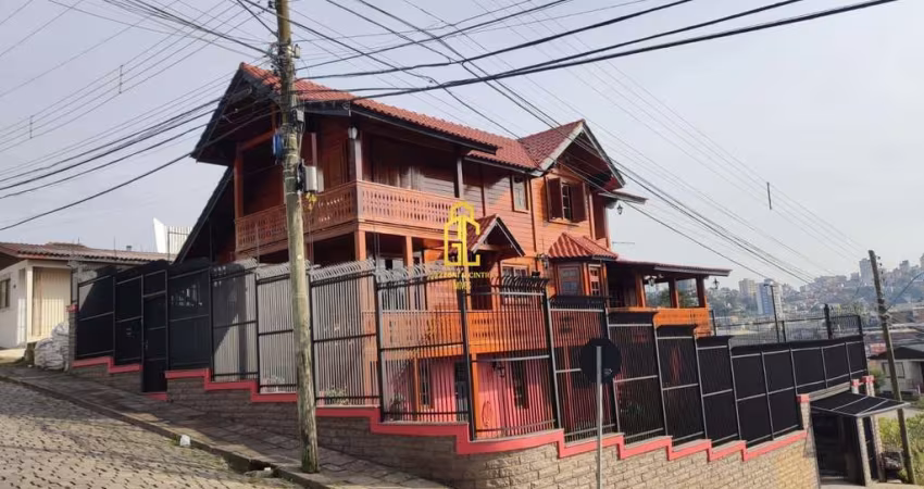 Casa à venda no bairro Salgado Filho - Caxias do Sul/RS