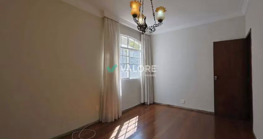 Apartamento com 4 quartos para alugar na Rua Oliveira, Cruzeiro, Belo Horizonte